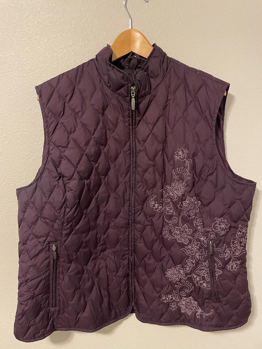 Eddie Bauer premium Goose Down Womens XXL Purple Quilted Floral Embroidered Warm